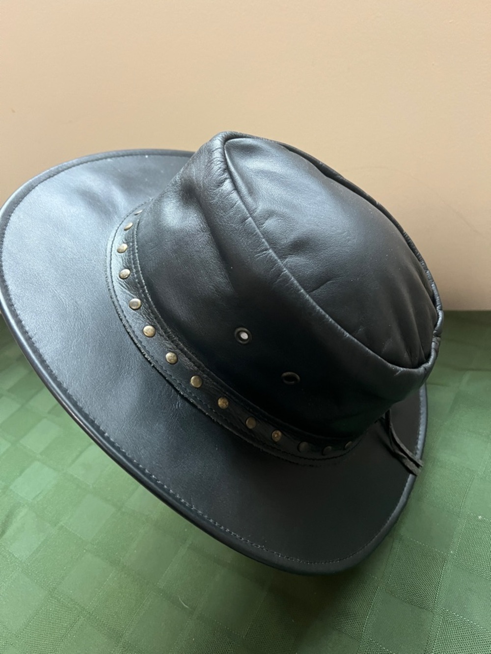 Men's Black Leather Outback Hat - Classic Ranch Style - Picture 13 of 15